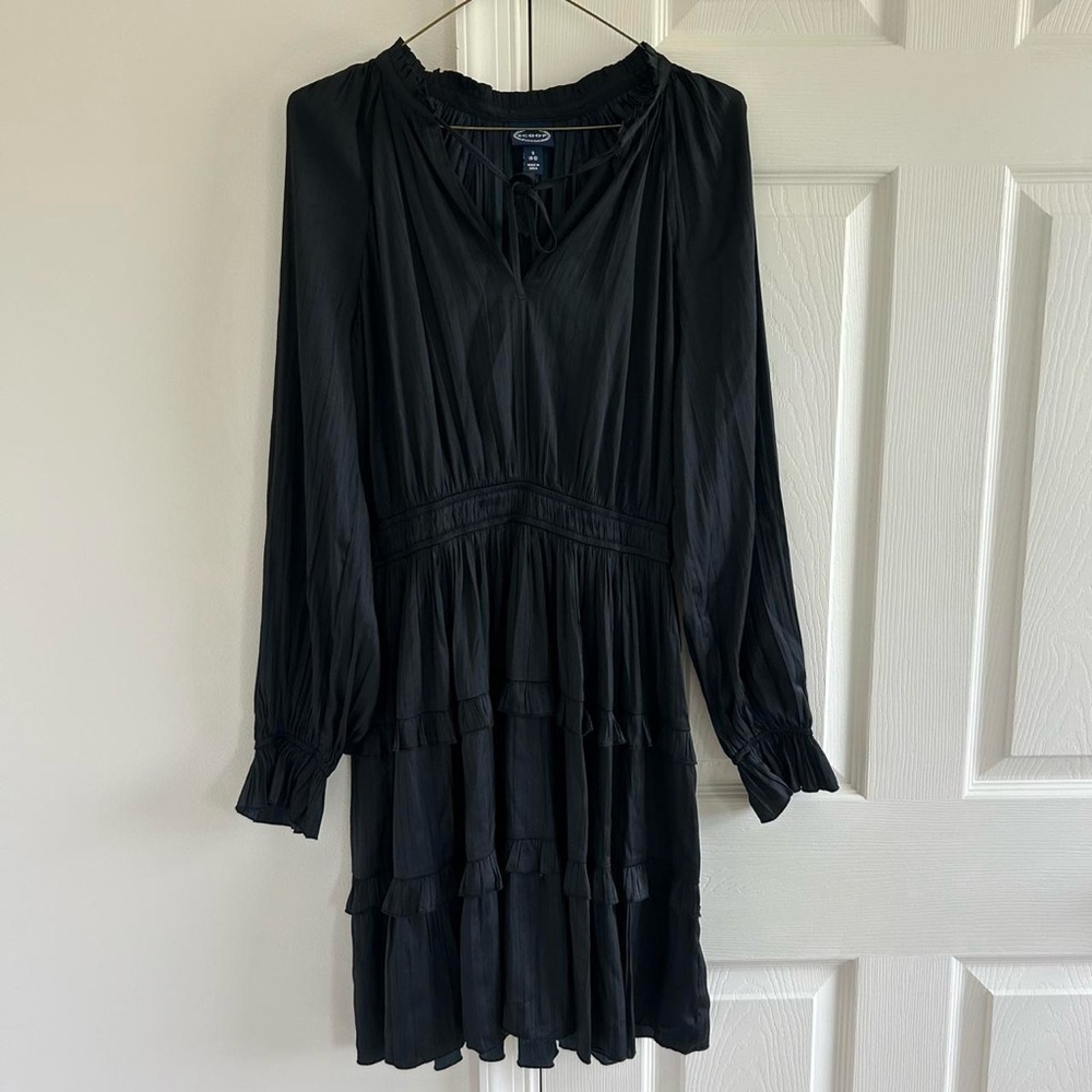 Elegant Black Long Sleeve Dress